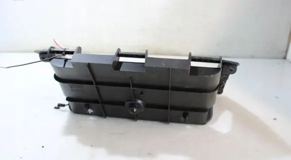 Iveco Daily 6th gen Central console drawer/shelf pad 