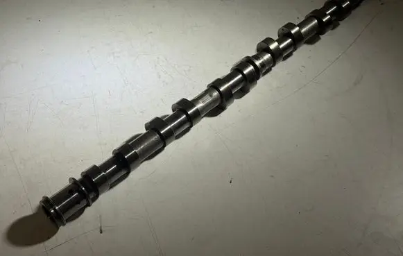 BMW 3 G20 G21 Camshaft 8664037