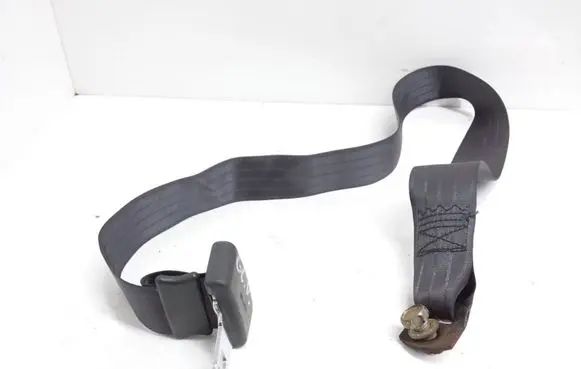 Mitsubishi Pajero Sport I Middle seatbelt (rear) 5241397