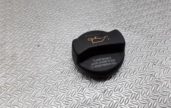 Volkswagen PASSAT B5.5 Oil filler cap 026103485K