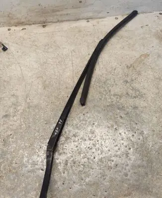 Audi A6 S6 C6 4F Front wiper blade arm