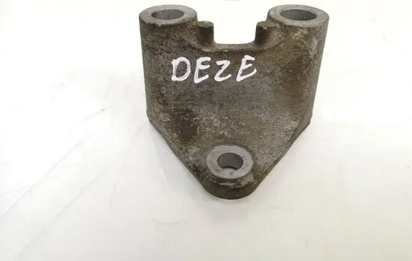 Mazda 6 Gearbox mounting bracket