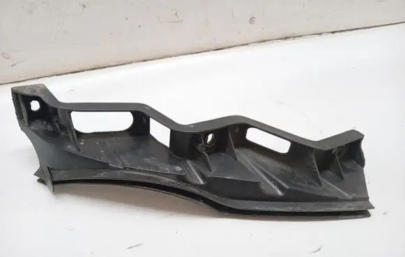Volkswagen PASSAT B6 Front bumper mounting bracket 3C0807889A