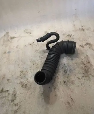 Mitsubishi Pajero Turbo air intake inlet pipe/hose