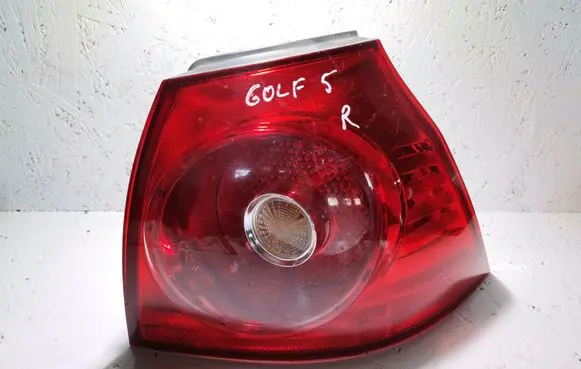 Volkswagen Golf V Rear/tail lights 1K6945096AC 89031823