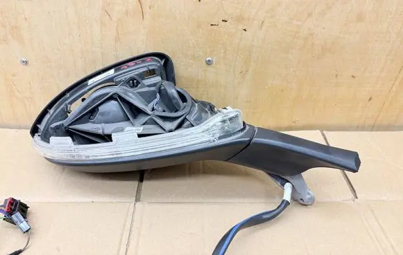 Volkswagen Golf VII Manual wing mirror 5G1857508F 20456850FH 7Y87Y9