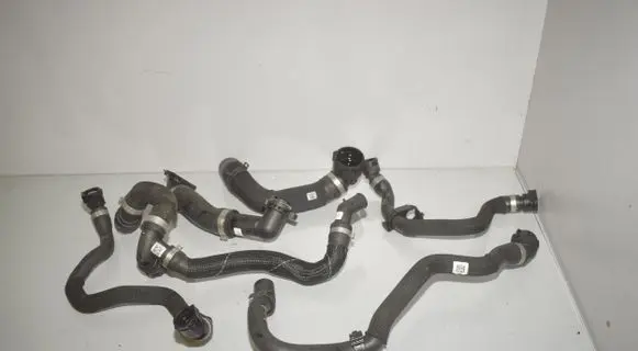 BMW 1 F40 Engine coolant pipe/hose 6832801 8668489 9896566