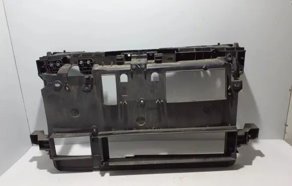 Renault Megane IV Radiator support slam panel 625001359R