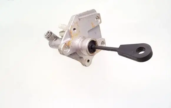 KIA Carens II Clutch master cylinder