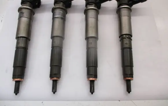 Renault Trafic II (X83) Fuel injector 0445115007