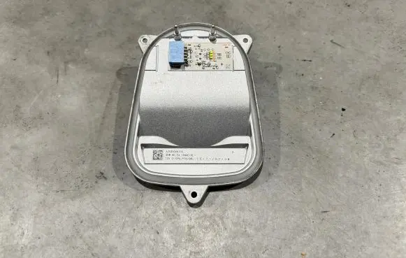 Mercedes-Benz GLC X253 C253 LED ballast control module A2539068100 7377107 E4184408L