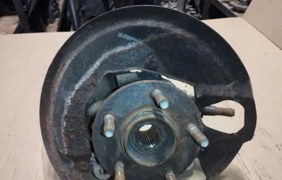Ford Taurus Front wheel hub spindle knuckle