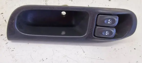 Renault Scenic I Electric window control switch 7700431172