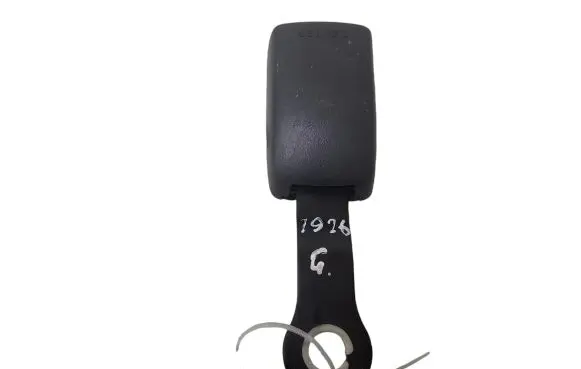 Toyota Corolla Verso E121 Middle seatbelt buckle (rear) E034601