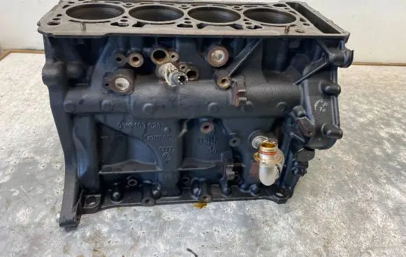 Audi A4 S4 B8 8K Engine block 06K103023
