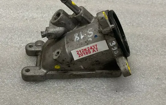 Skoda Superb B8 (3V) Throttle body valve 04L128637A