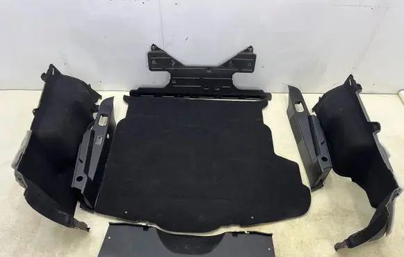 Mazda 6 Tailgate/boot cover trim set GS1M6883Y