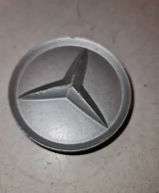 Mercedes-Benz E W210 Original wheel cap 2014010225