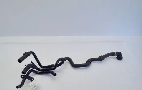 Volkswagen Golf VII Engine coolant pipe/hose 04L121064G