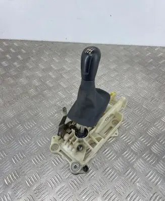 Fiat 500 Gear shifter/selector 30759803 291107