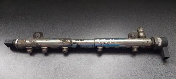 Mercedes-Benz Sprinter W906 Fuel main line pipe 0445214109 A6460700695