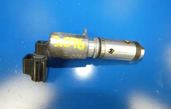 Volvo XC60 Camshaft position sensor 7G9N9M424