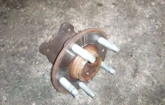 Opel Mokka X Rear wheel ball bearing 13593158