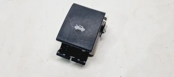 Engine bonnet (hood) release handle