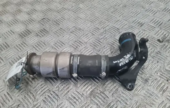 Volvo V40 Air intake hose/pipe