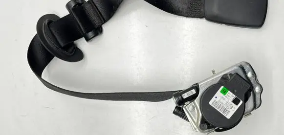 BMW X1 F48 F49 Front seatbelt 72117401714 7401714 632208900