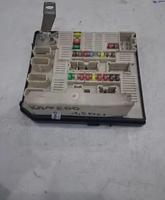 Renault Kangoo I Comfort/convenience module 8201044235