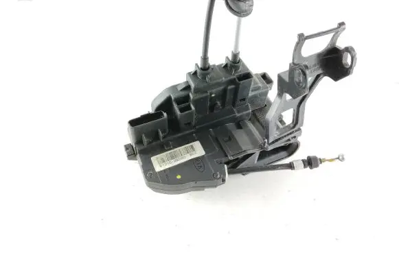 Hyundai Santa Fe Front door lock 813102B020