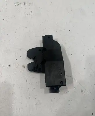 Peugeot 1007 Tailgate/trunk/boot lock/catch/latch 9657614780 260905