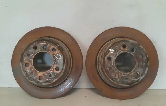 BMW 5 E39 Rear brake disc