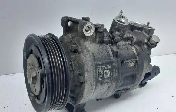 Volkswagen Golf VII Air conditioning (A/C) compressor (pump) 5Q0820803F