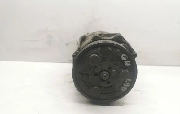 Volkswagen Golf IV Air conditioning (A/C) compressor (pump) 1J0820803K