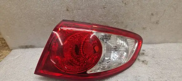 Hyundai Santa Fe Rear/tail lights 924022B000