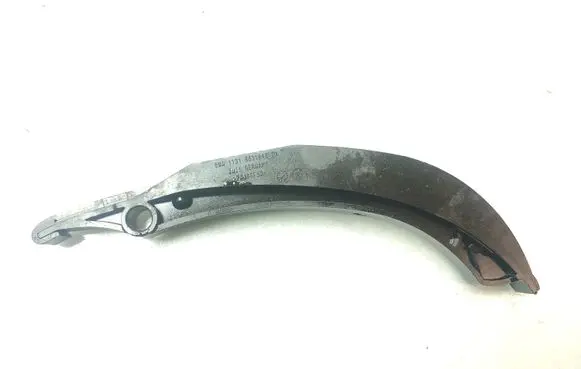 BMW 3 G20 G21 Slide rail for timing chain 8631846