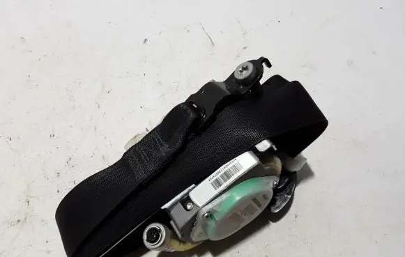 Dodge Durango Front seatbelt 5XY26DX9AB