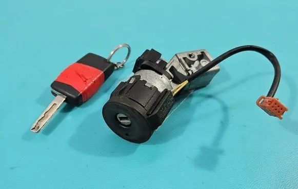 Peugeot Expert Ignition lock 9663123280 IMPRK1565257