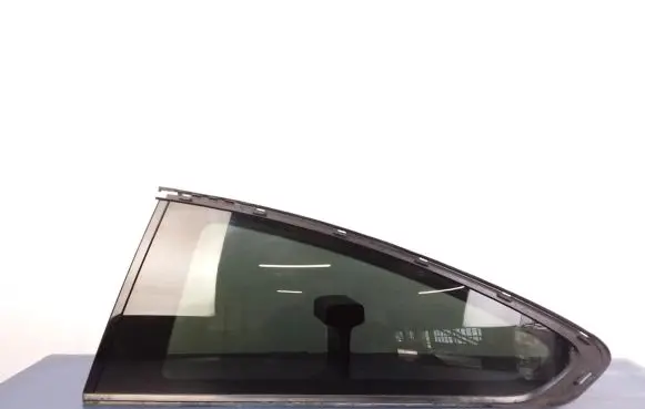 BMW 4 F32 F33 Rear side window