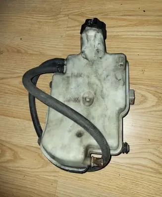Peugeot 206 Coolant expansion tank/reservoir 9625010980 9630834780 9630834880