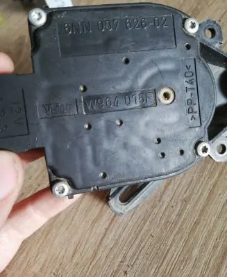 Mini One - Cooper R50 - 53 Air flap motor/actuator 6NN00762602