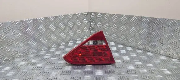 Audi A5 8T 8F Tailgate rear/tail lights 8T0945093A