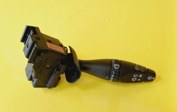 Ford Mondeo Mk III Wiper switch 17A553DC
