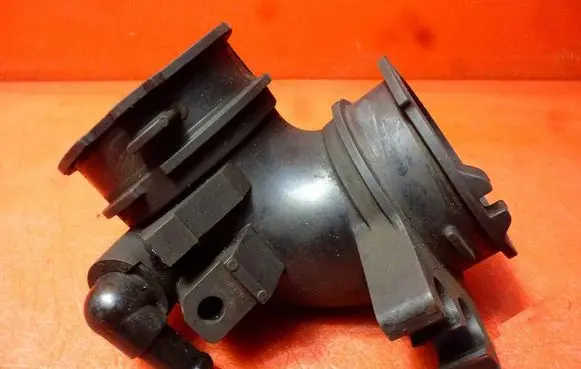 Mazda 3 II Air intake hose/pipe 0140812450