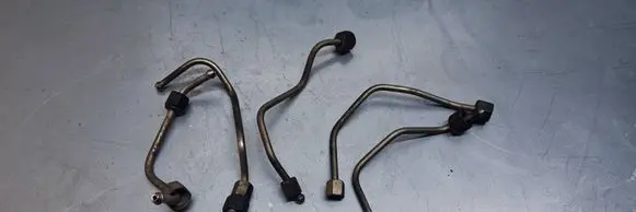 Peugeot 308 Fuel injector supply line/pipe