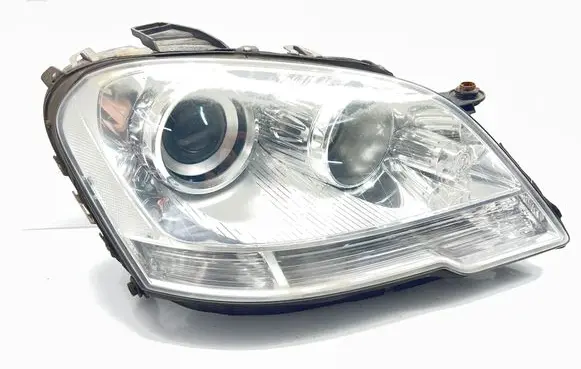 Mercedes-Benz ML W164 Headlight/headlamp 263348