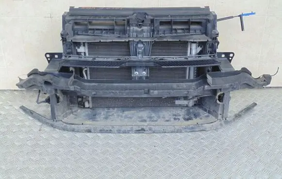 Volkswagen Tiguan Radiator support slam panel
