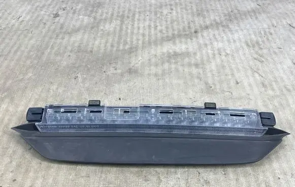 BMW X6 F16 Third/center stoplight 7362986 7323120